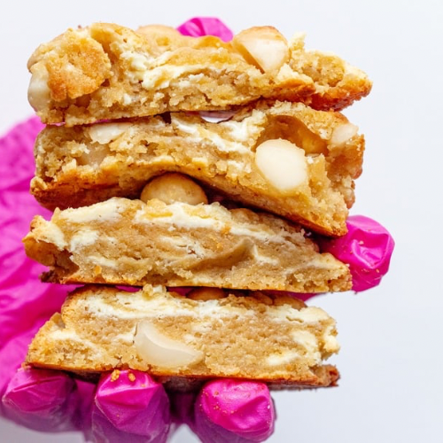 Golden nut ( Noix de macadamia, chocolat blanc )